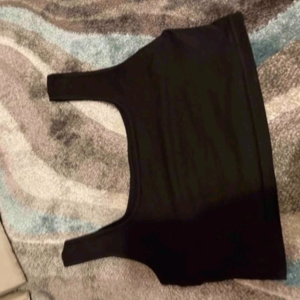 casual Black crop top - Picture 7 of 7